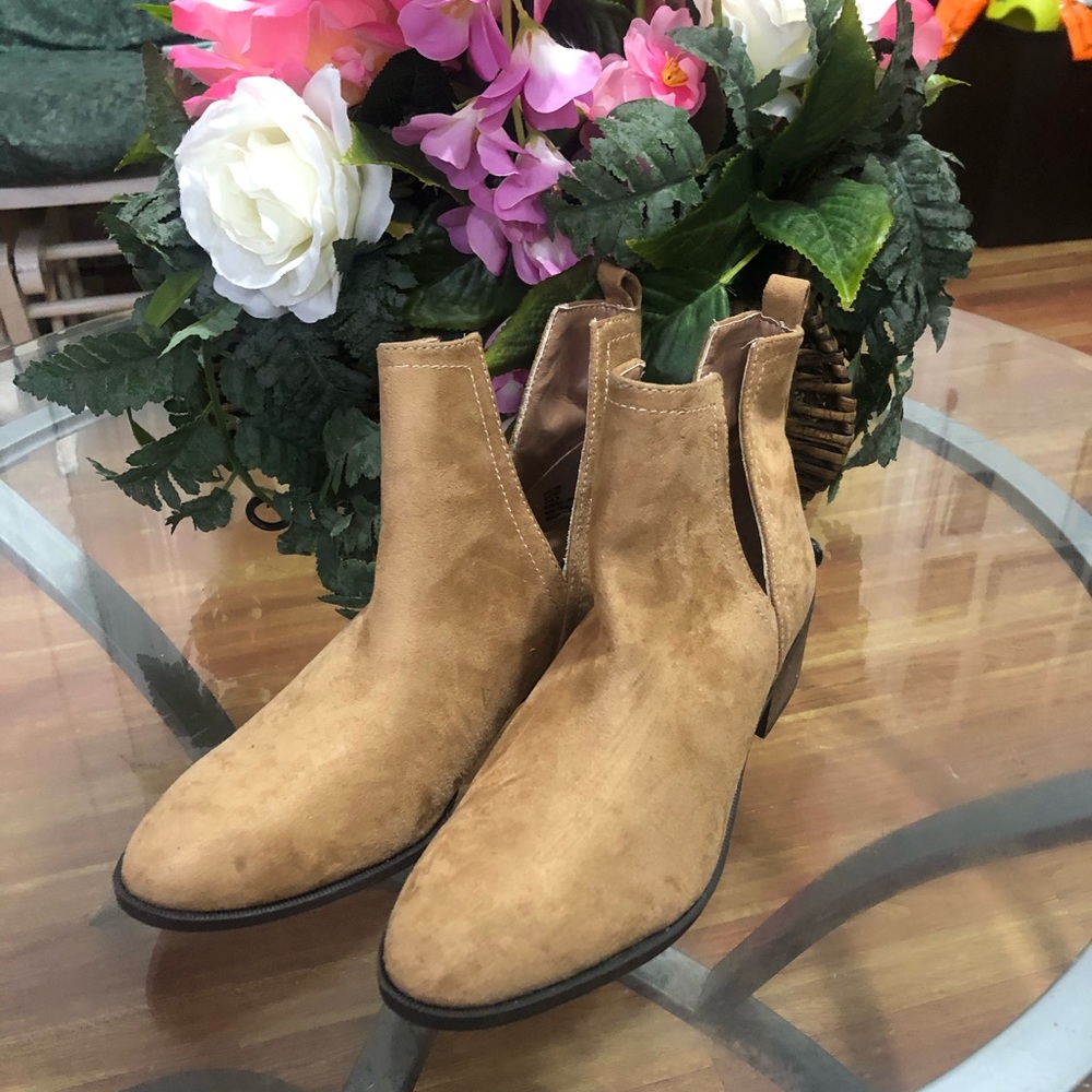 Charlotte Russe ankle boots